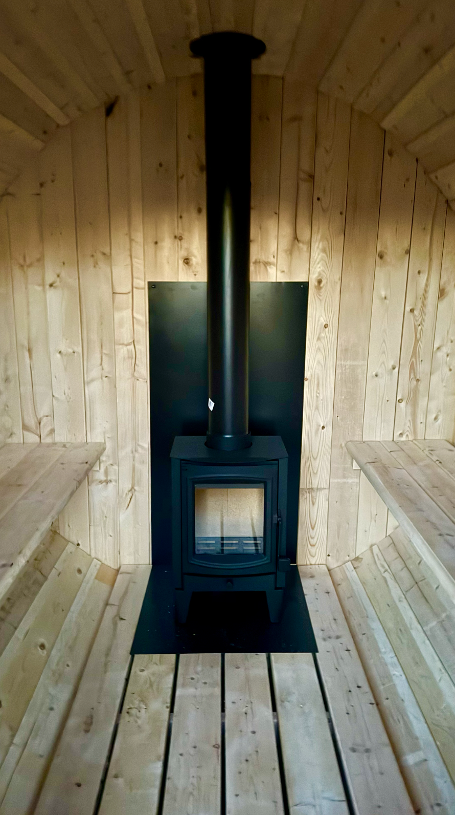 Barrel Sauna 7x8 With Porch with Classic Stove as Heating Element